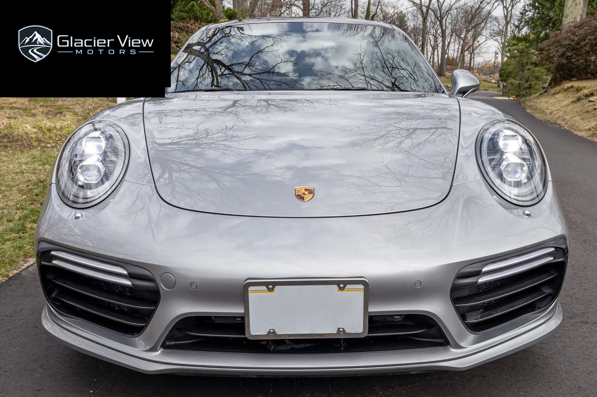 2017 Porsche 911 Turbo S Coupe photo 4
