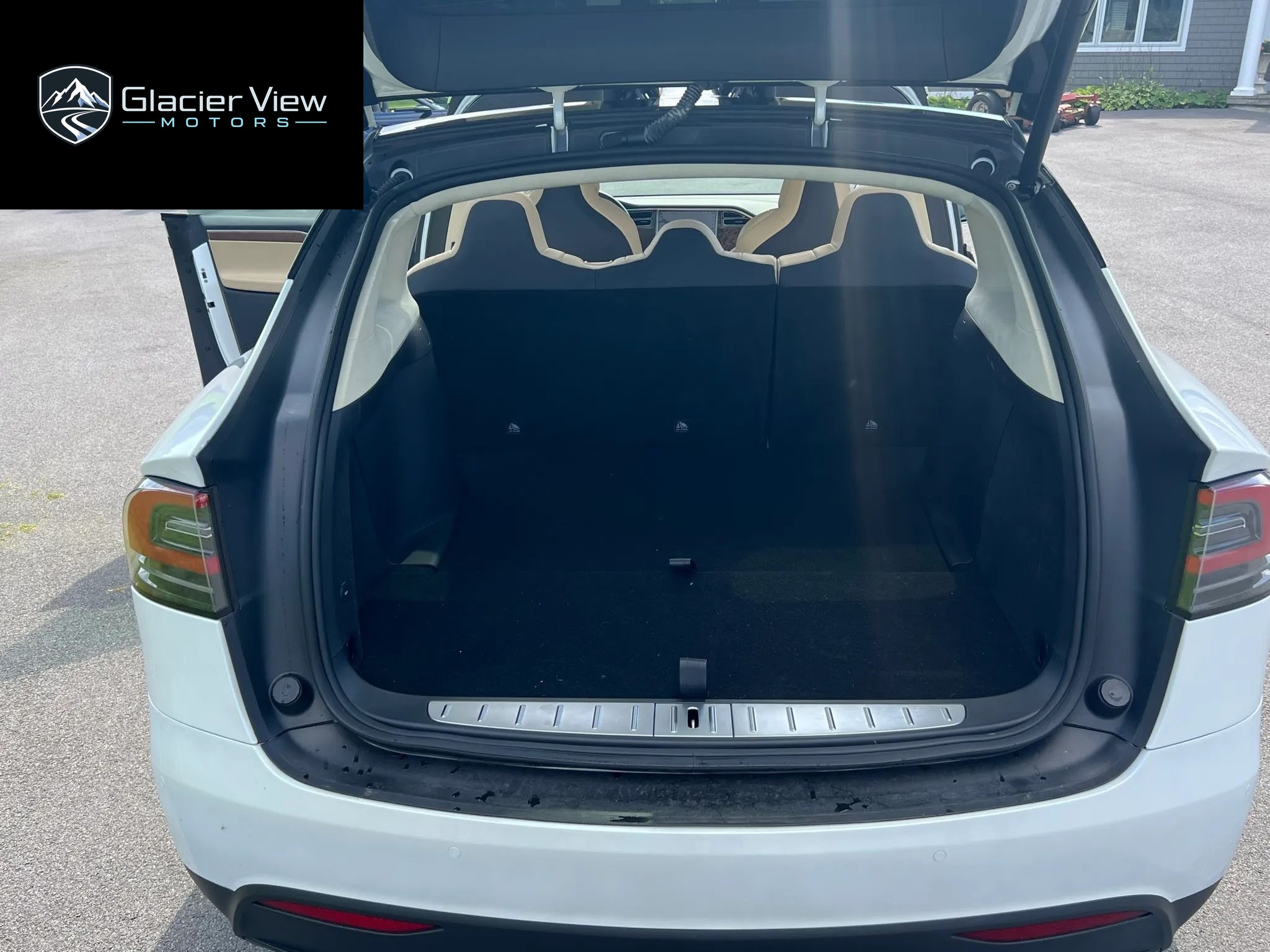 2017 Tesla Model X 100D photo 9
