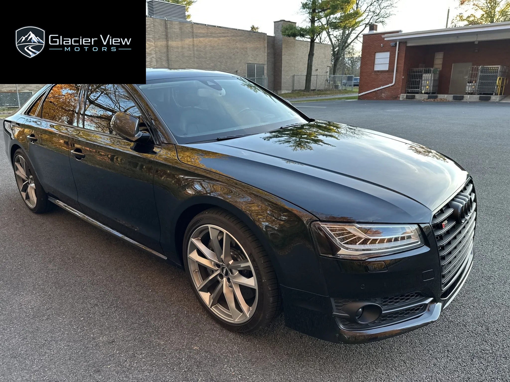 2018 Audi S8 Plus photo 2