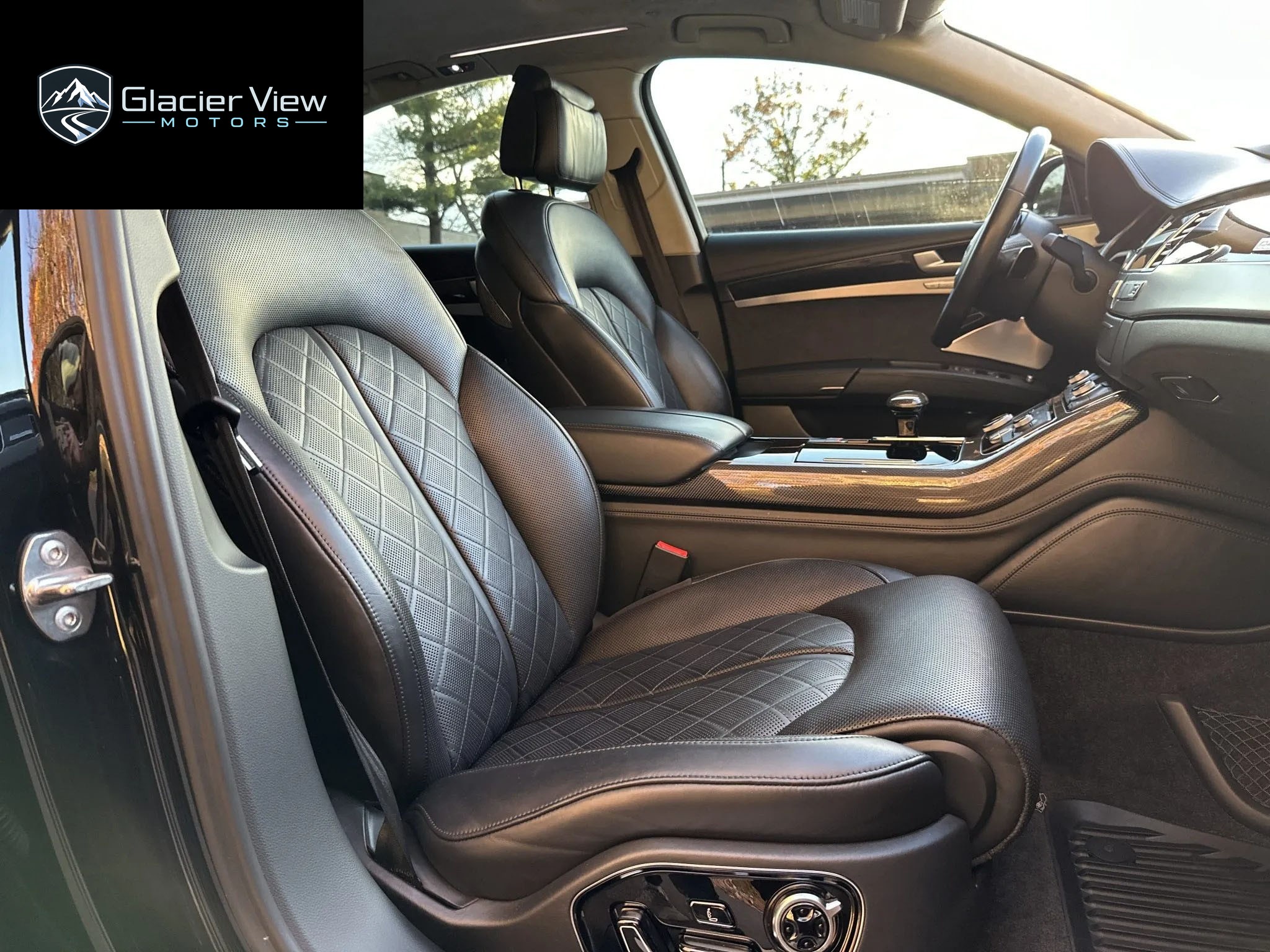 2018 Audi S8 Plus photo 11