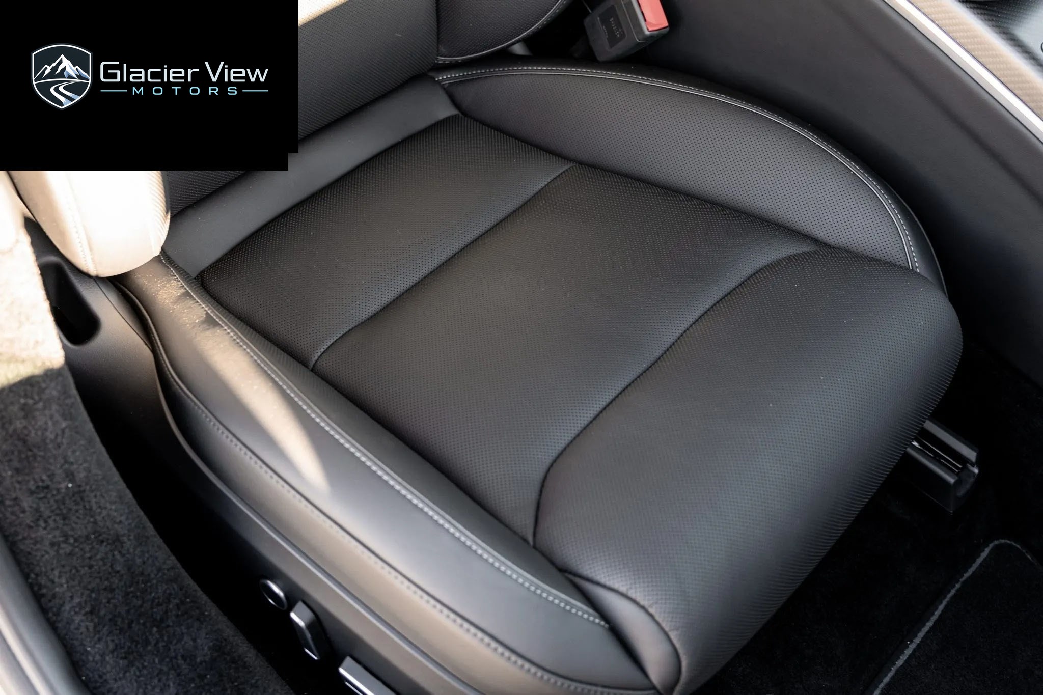 2021 Tesla Model S Plaid photo 15