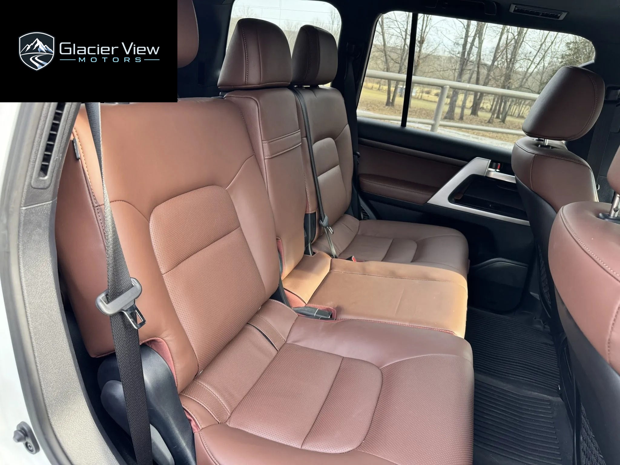 2021 Toyota Land Cruiser photo 11