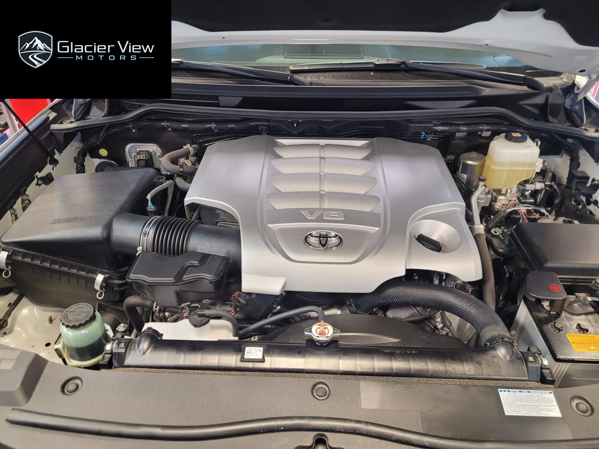 2021 Toyota Land Cruiser photo 13