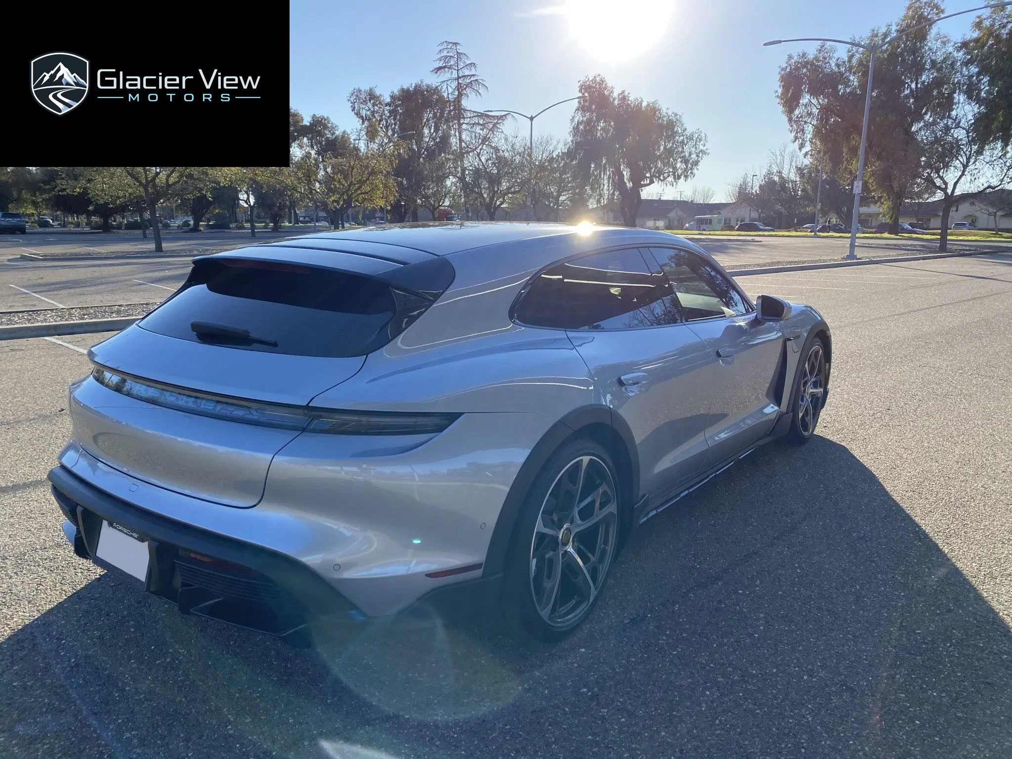 2022 Porsche Taycan Turbo Cross Turismo photo 4