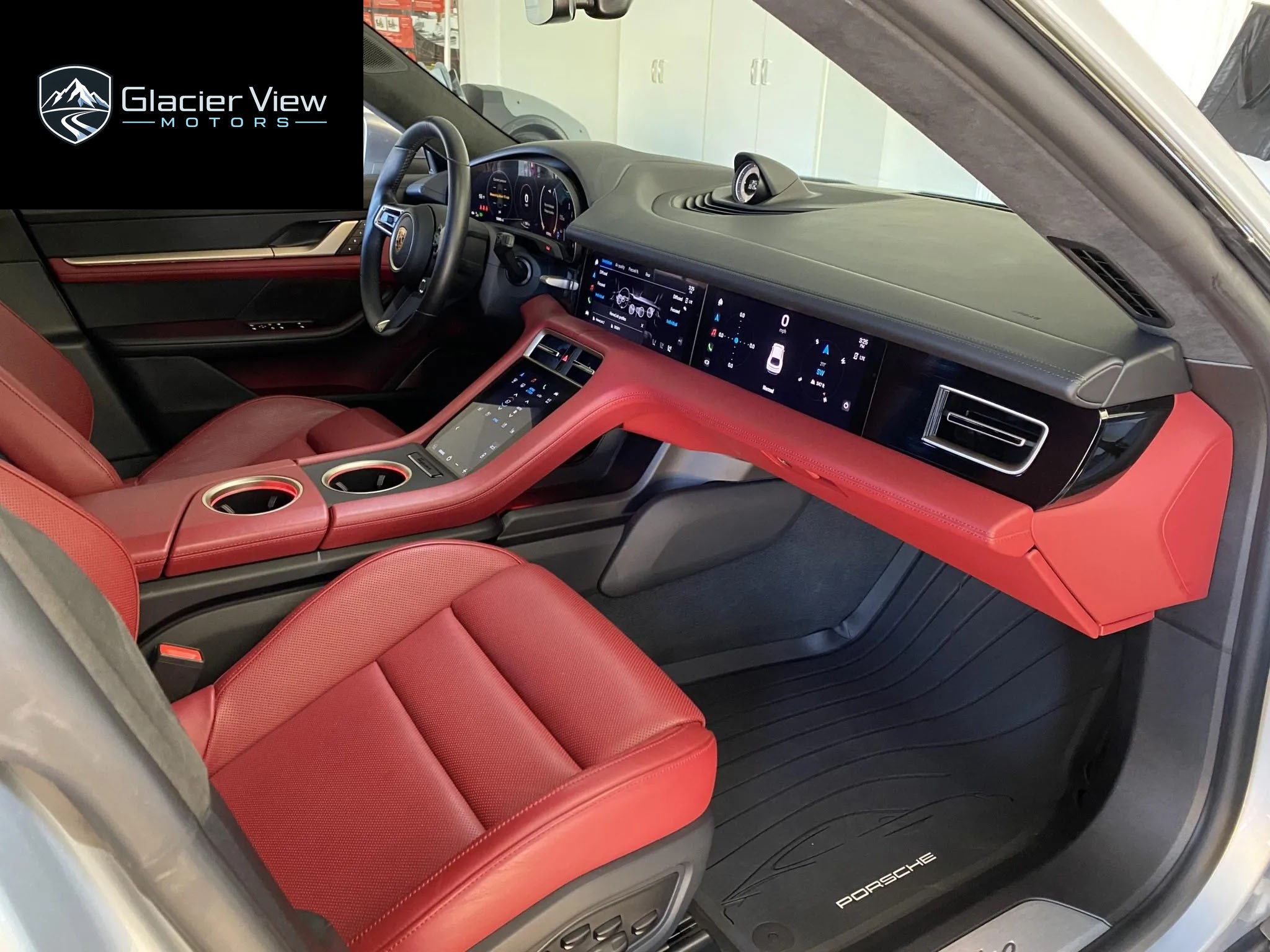 2022 Porsche Taycan Turbo Cross Turismo photo 11