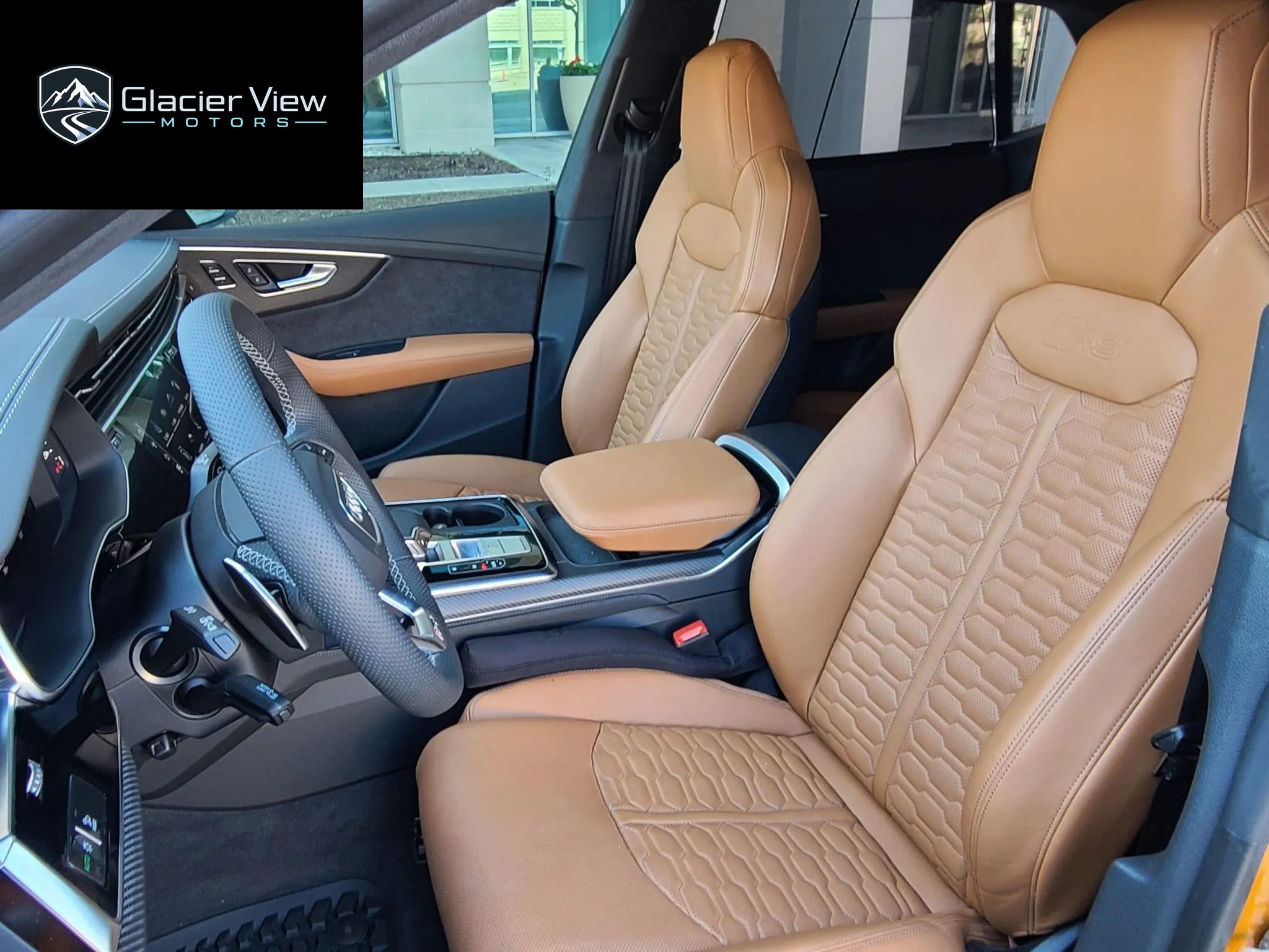 2023 Audi RS Q8 photo 9