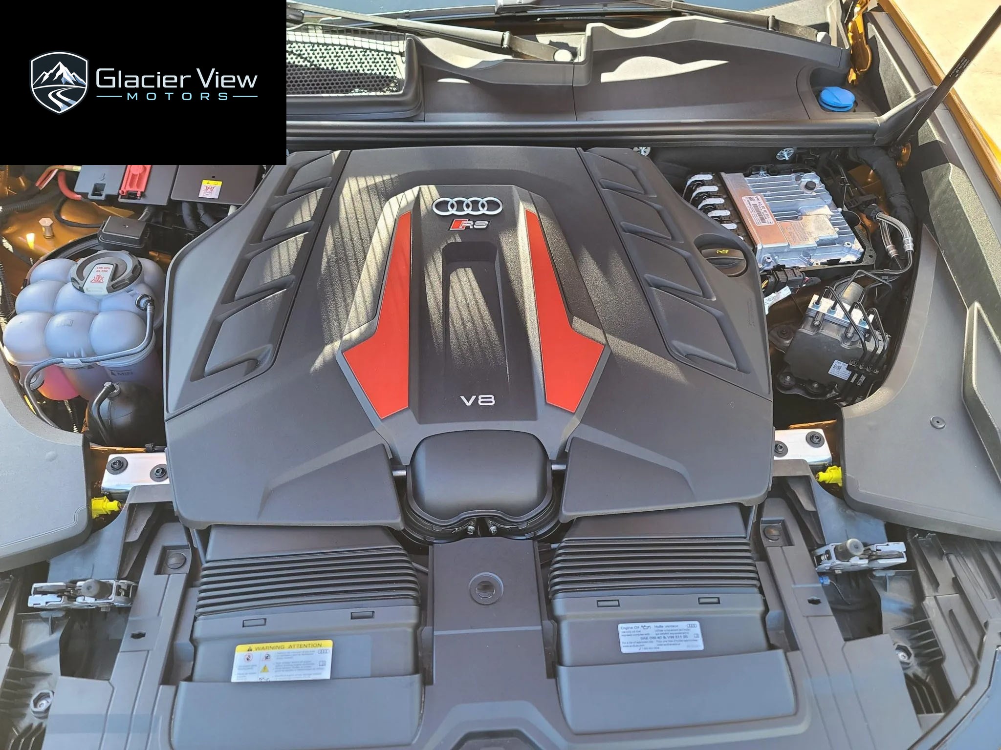 2023 Audi RS Q8 photo 12