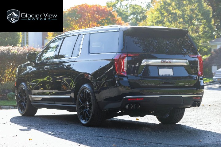 2023 GMC Yukon XL Denali photo 4