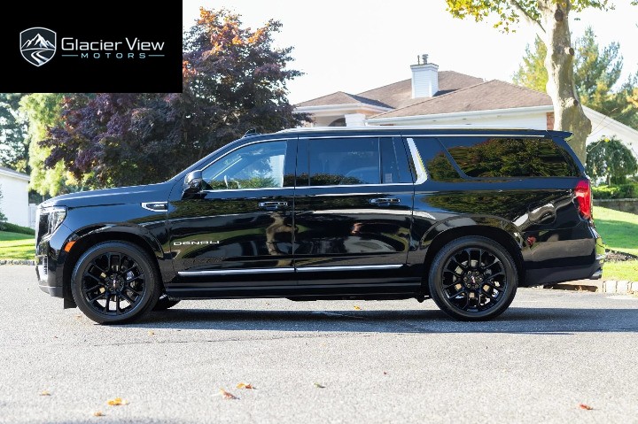 2023 GMC Yukon XL Denali photo 6